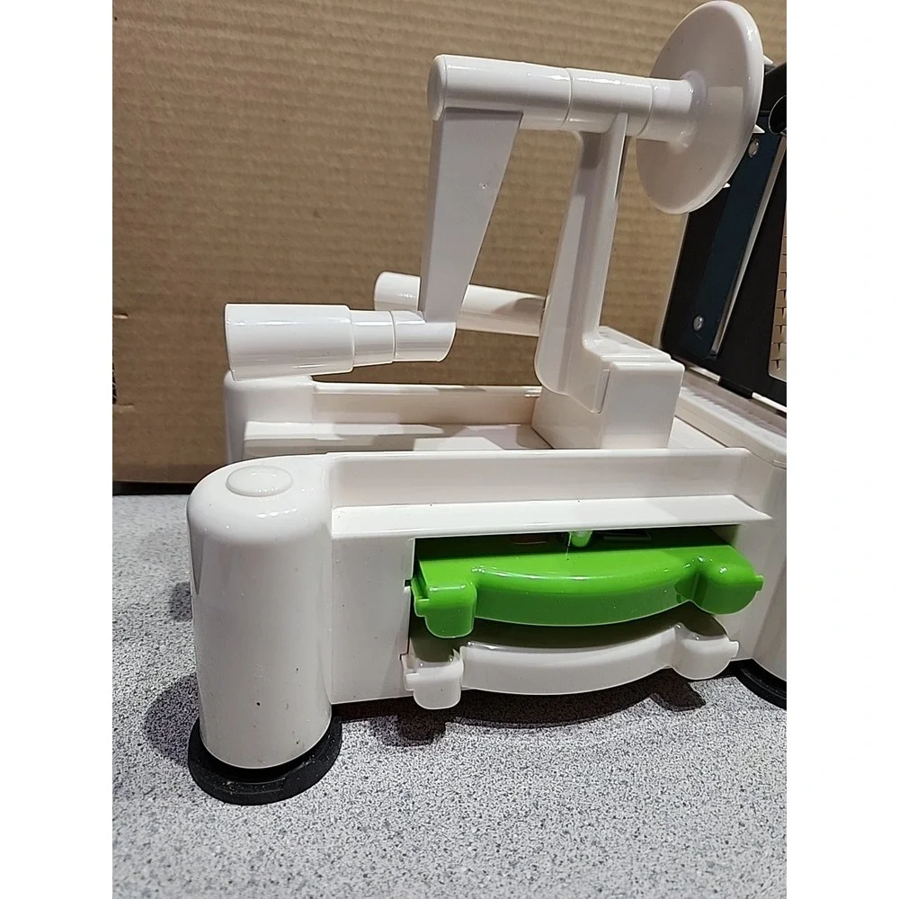 Spiral Produce Cutter By Progressive Deluxe Never Used In Original Open Box